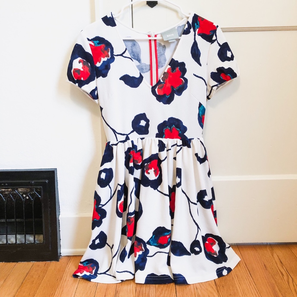 Pretty Anthropologie dress!